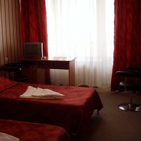 Hotel Mirniy Resort Odessa Exterior photo